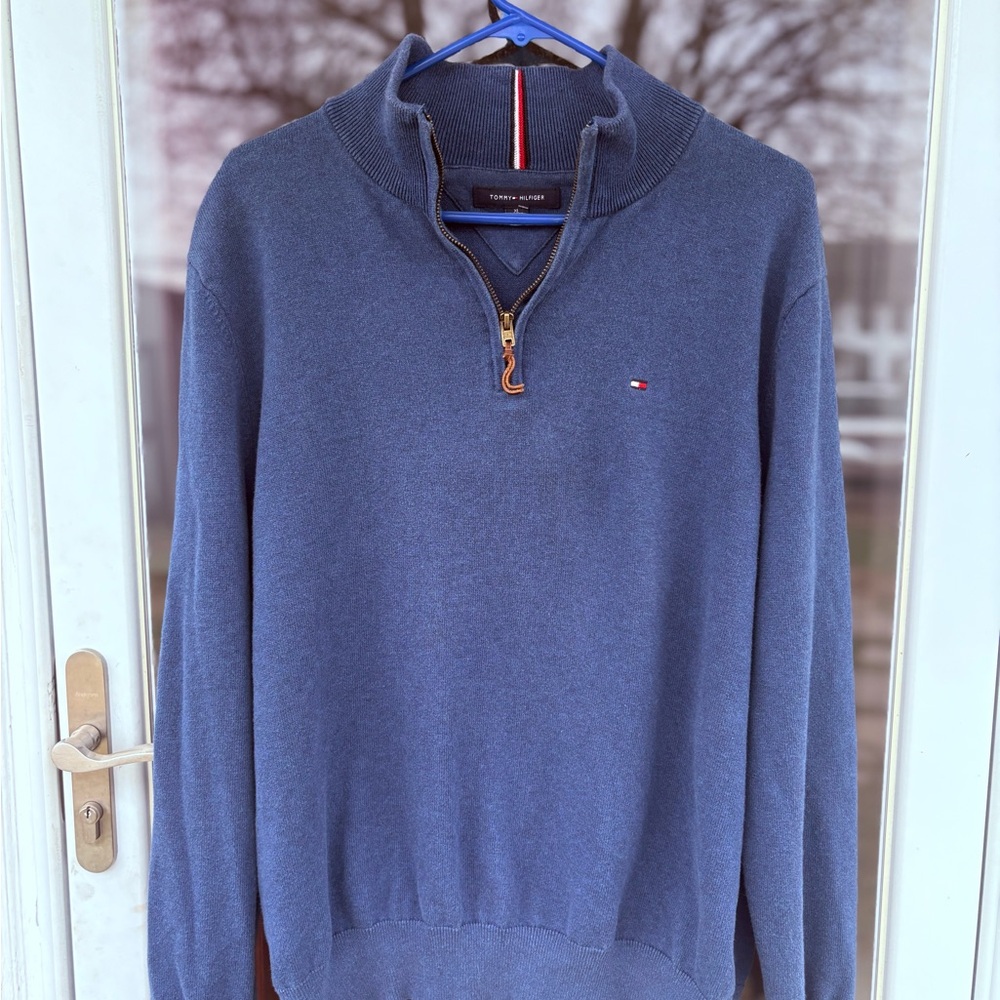 Men’s XL Tommy Hilfiger Blue Quarter Zip Sweater